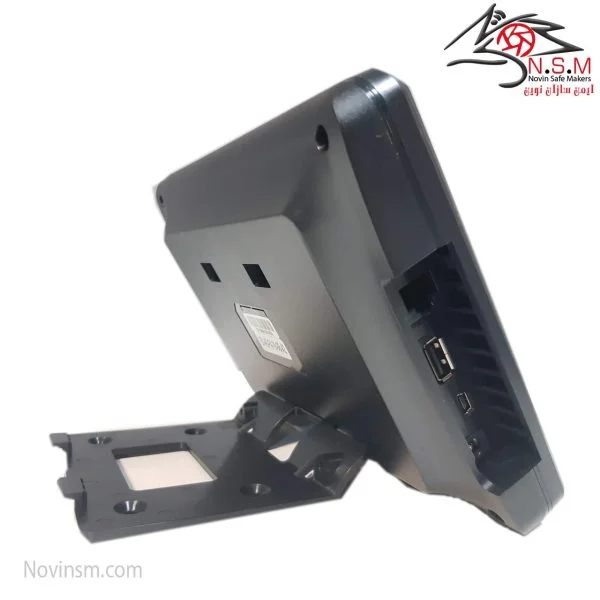 حضور و غیاب F70